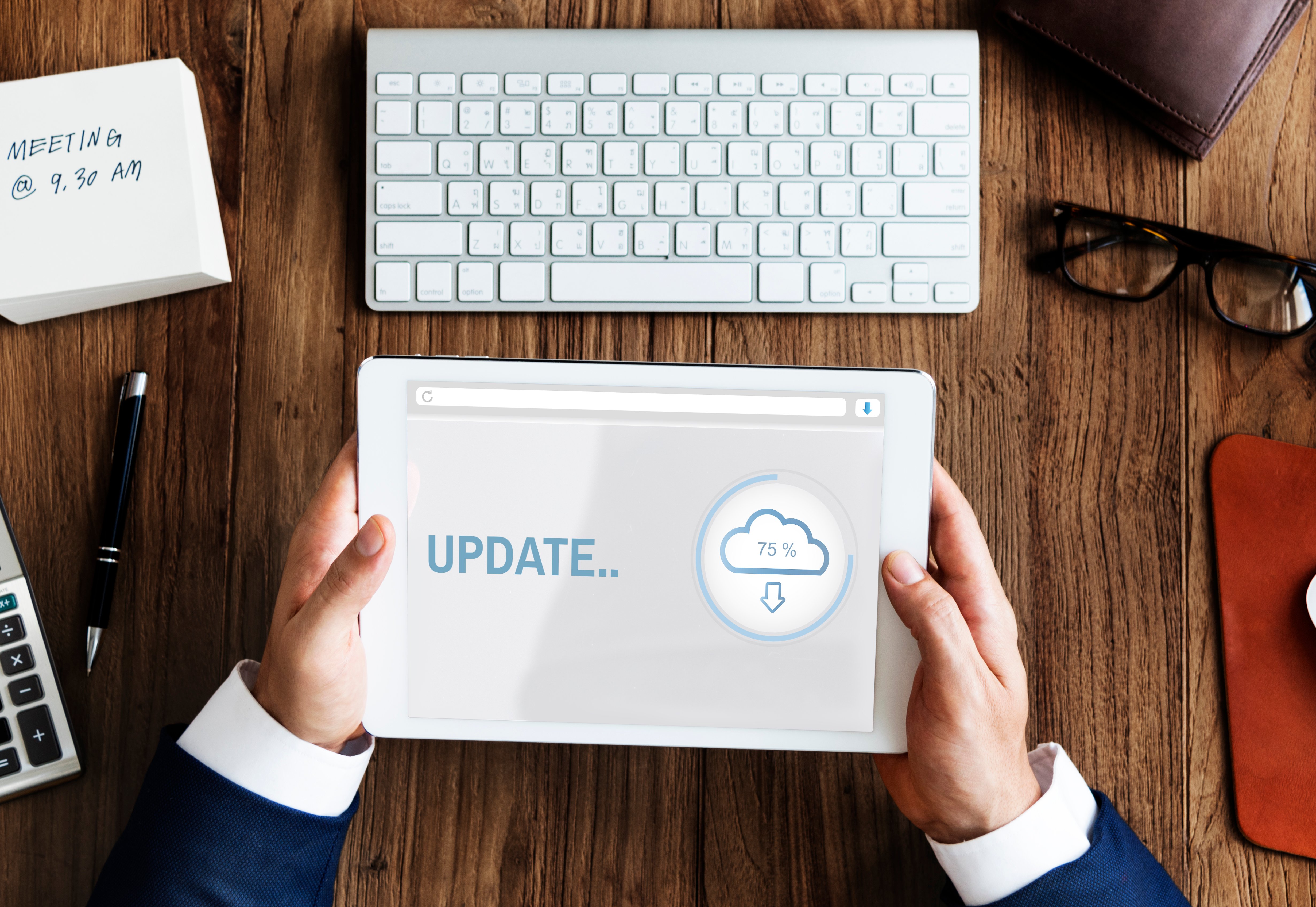 update-cloud-storage-data-information-concept-2021-08-26-23-58-30-utc